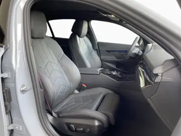 BMW i5 xDrive40 M Sport Pro Pano B&W HUD DAPro 360