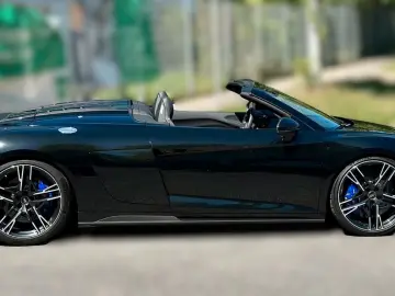 AUDI R8 performance Carbon Ceramic Laser