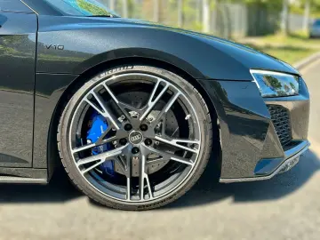 AUDI R8 performance Carbon Ceramic Laser