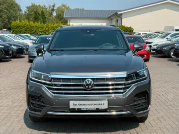 VW Touareg R-Line 4M MATRIX LEDER AHK LUFT 360