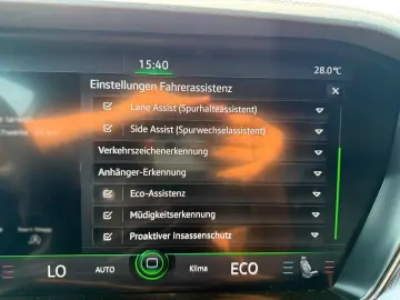 VW Touareg R-Line 4M MATRIX LEDER AHK LUFT 360
