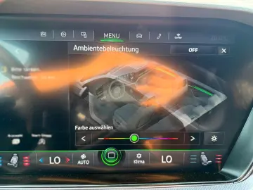 VW Touareg R-Line 4M MATRIX LEDER AHK LUFT 360