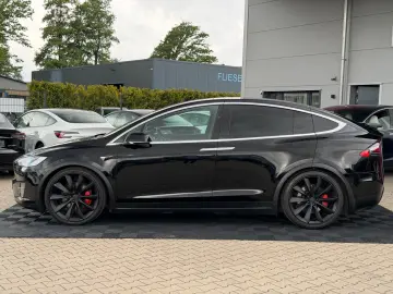 TESLA MODEL X RAVEN PERFORMANCE   7 SEATER   22INCH