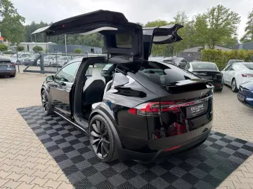 TESLA MODEL X RAVEN PERFORMANCE   7 SEATER   22INCH