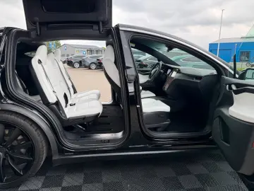 TESLA MODEL X RAVEN PERFORMANCE   7 SEATER   22INCH