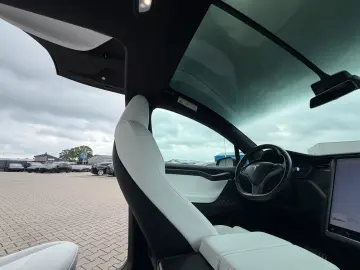 TESLA MODEL X RAVEN PERFORMANCE   7 SEATER   22INCH