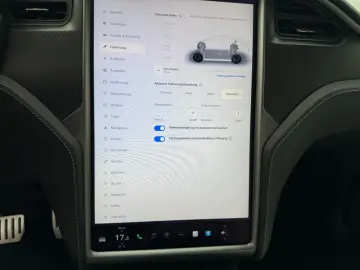 TESLA MODEL X RAVEN PERFORMANCE   7 SEATER   22INCH