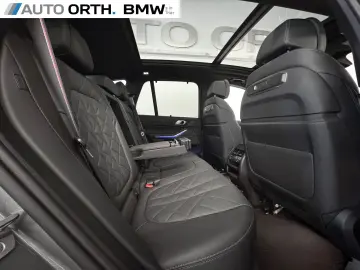 BMW X5 xDrive30d M-SPORT-PRO ST-HZG MASSAGE PANO AHK