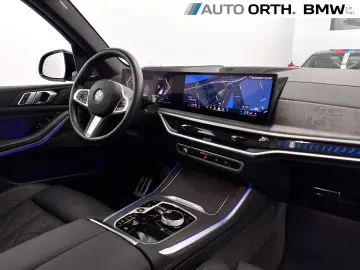 BMW X5 xDrive30d M-SPORT-PRO ST-HZG MASSAGE PANO AHK