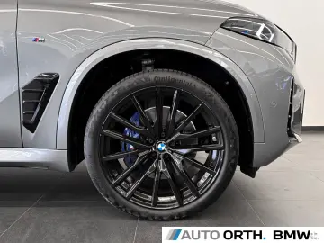 BMW X5 xDrive30d M-SPORT-PRO ST-HZG MASSAGE PANO AHK