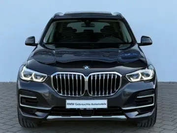 BMW X5 xDrive40d xLine AHK SHZ LASER LUFT ACC PANO