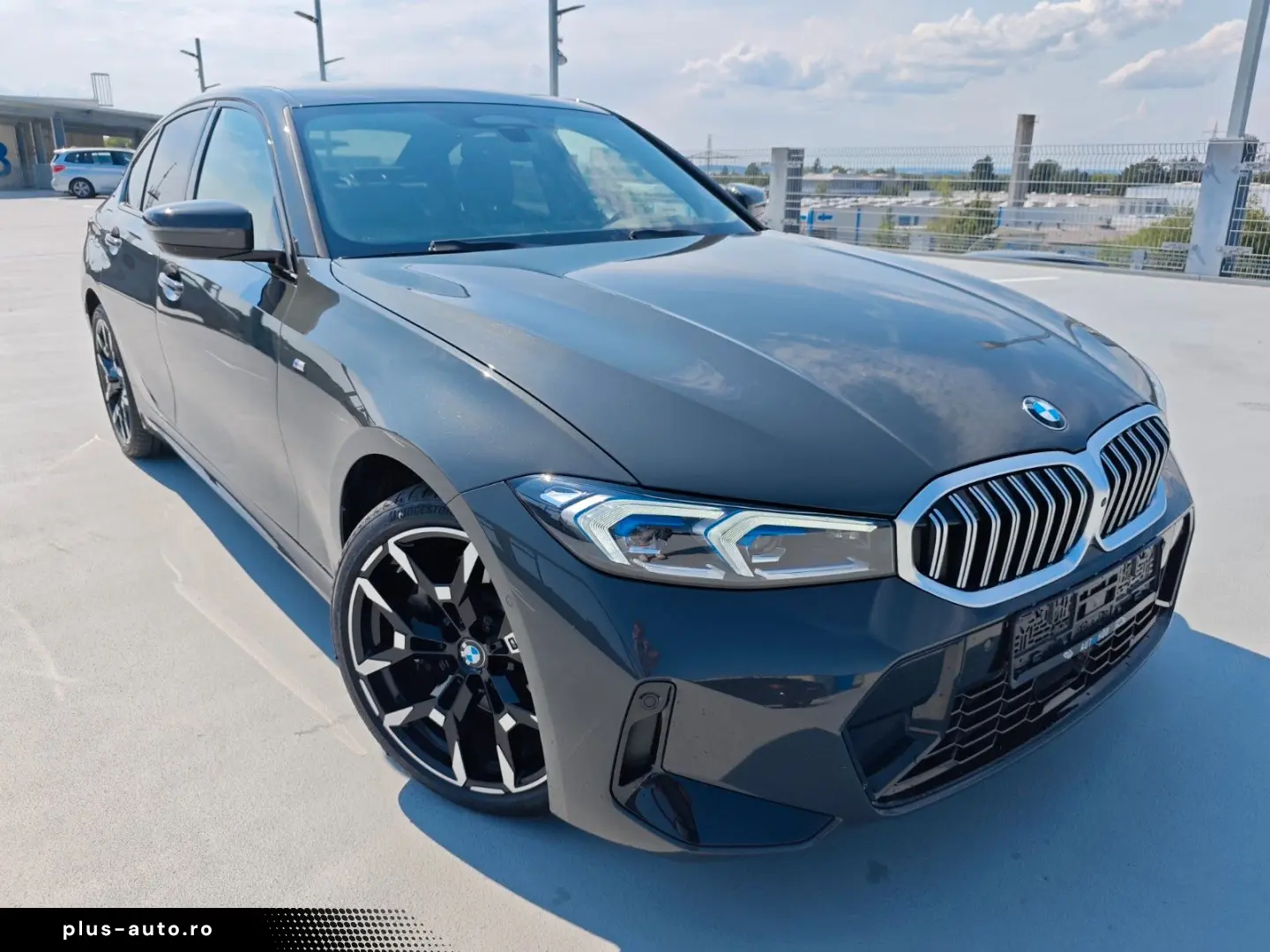 BMW 330i xDrive M-Sport DriAssProf HuD 360  AHK NP81