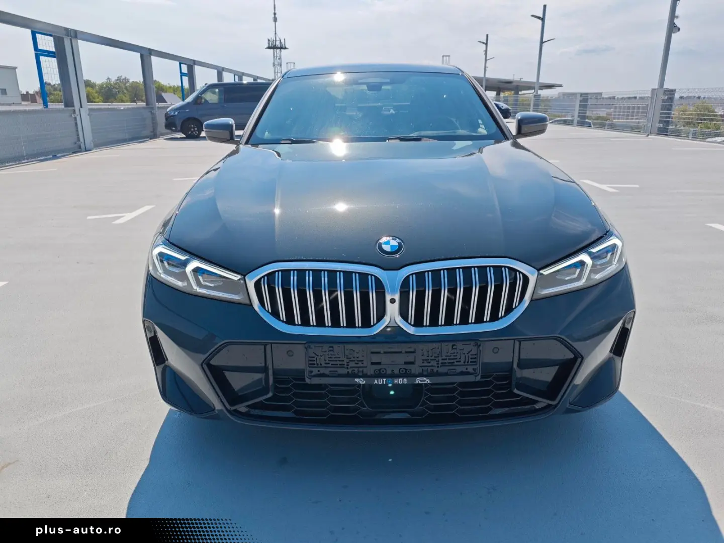 BMW 330i xDrive M-Sport DriAssProf HuD 360  AHK NP81