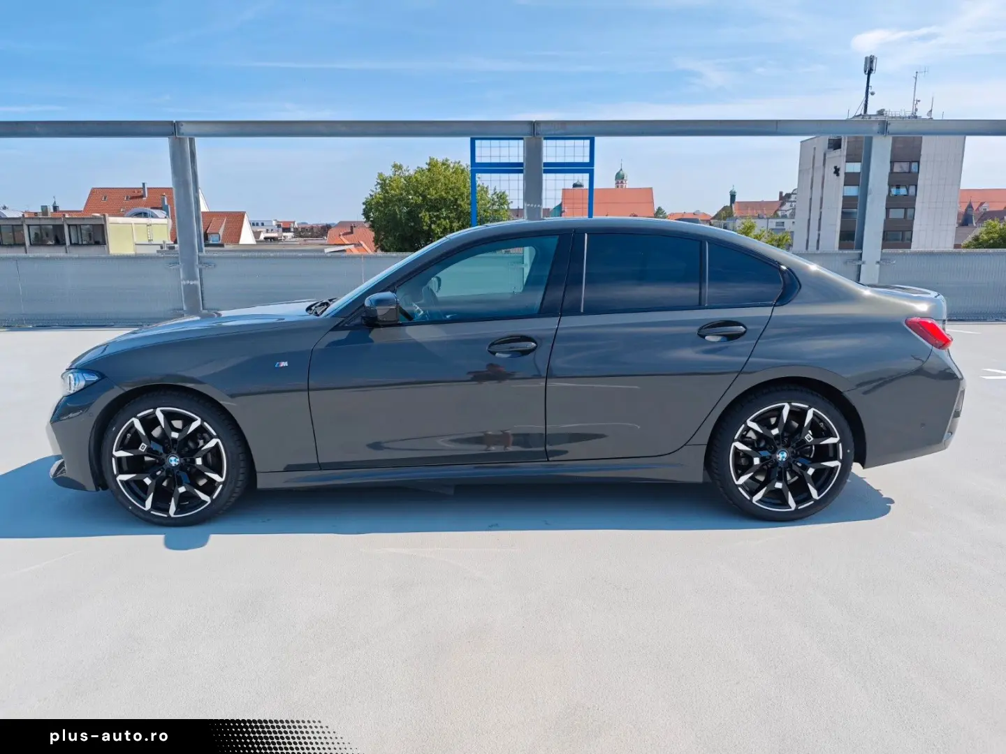 BMW 330i xDrive M-Sport DriAssProf HuD 360  AHK NP81