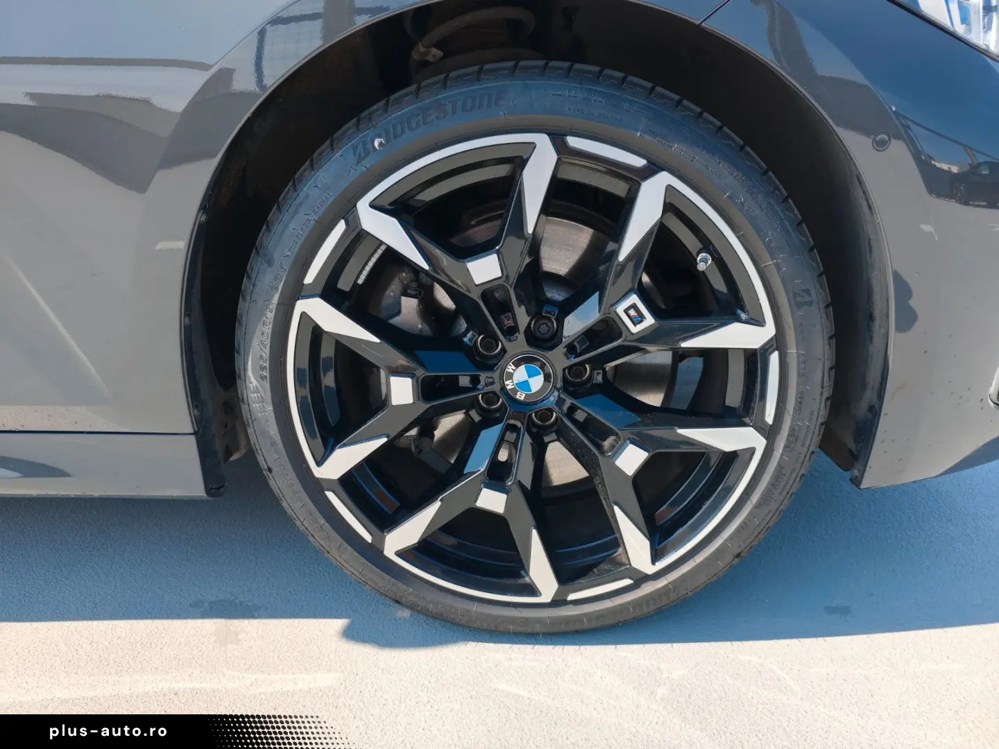 BMW 330i xDrive M-Sport DriAssProf HuD 360  AHK NP81