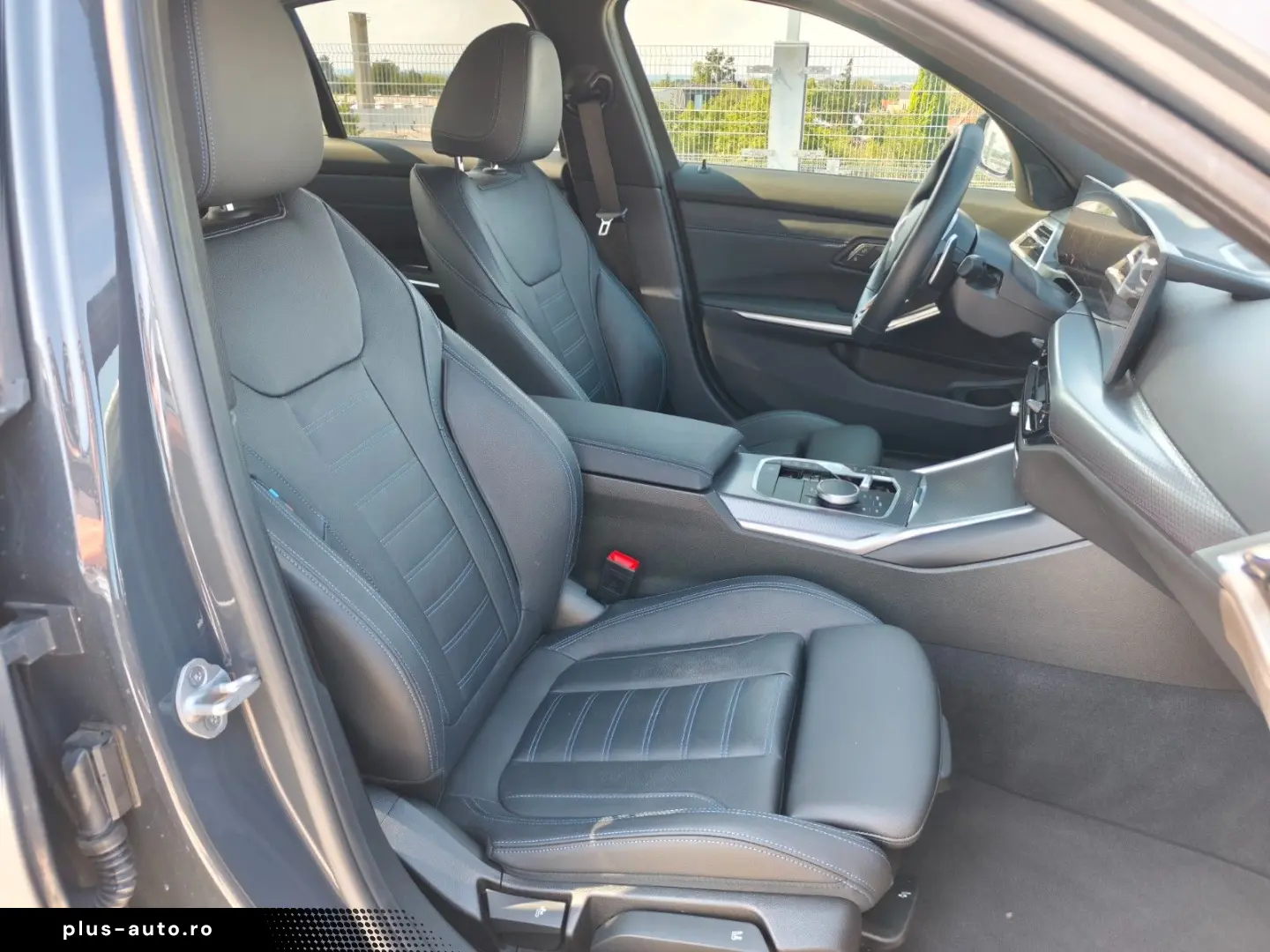 BMW 330i xDrive M-Sport DriAssProf HuD 360  AHK NP81