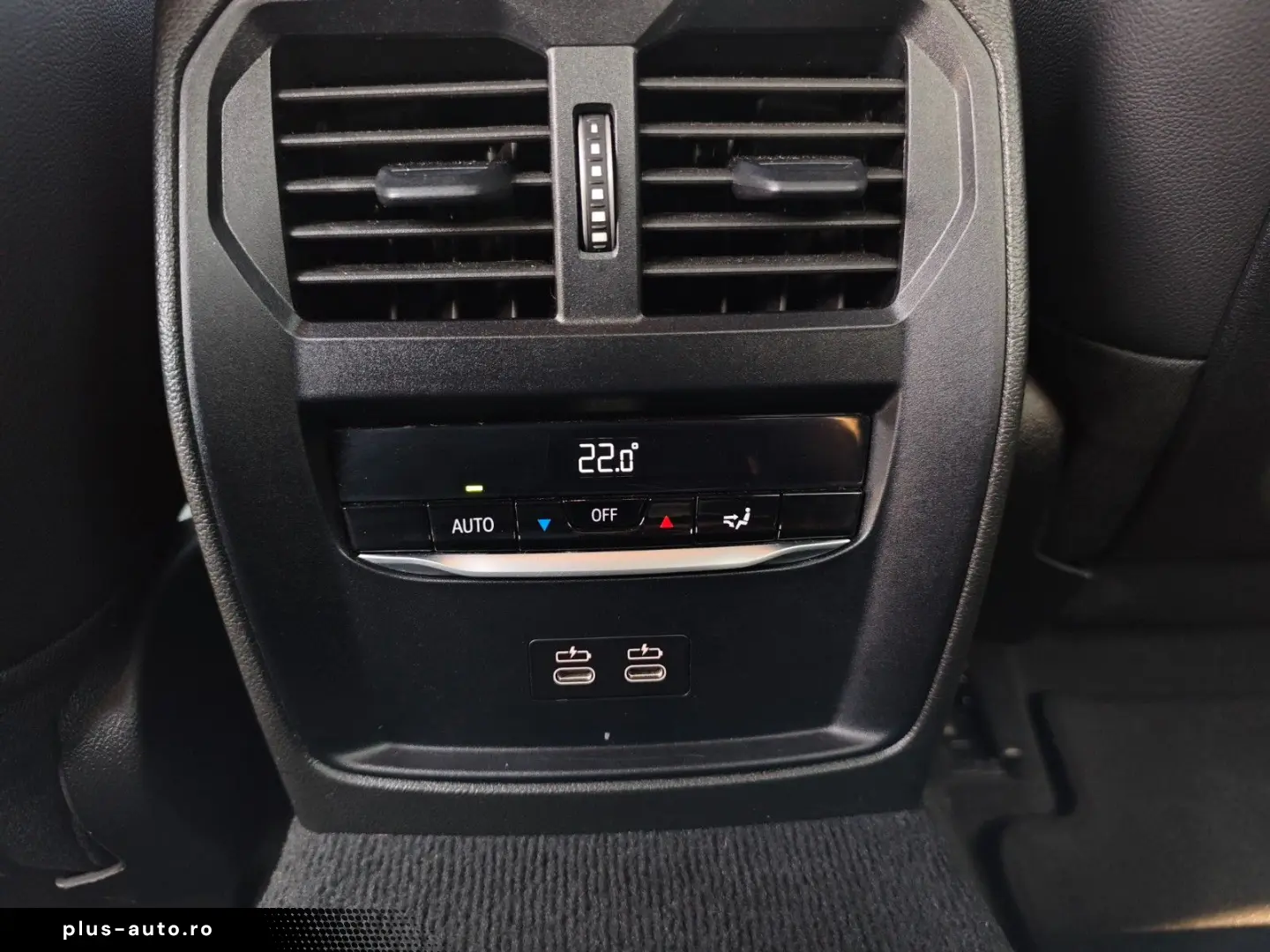 BMW 330i xDrive M-Sport DriAssProf HuD 360  AHK NP81