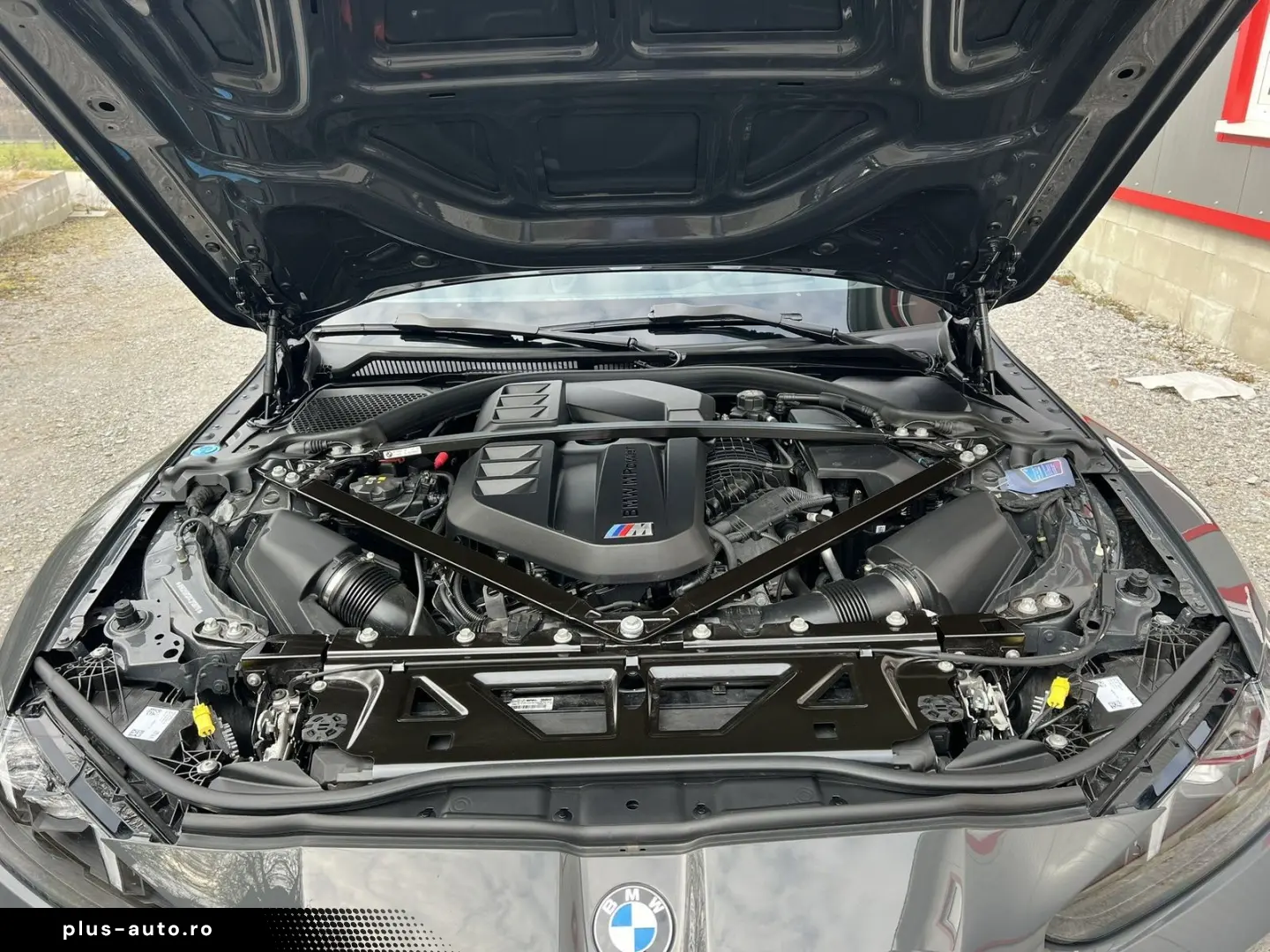 BMW M4 Competition Innovation HarmanKardon HeadUp eS
