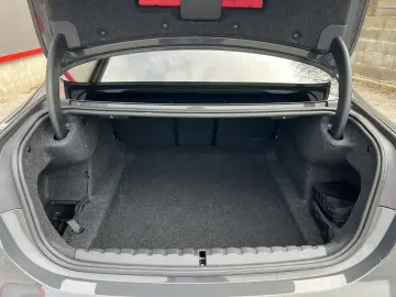 BMW M4 Competition Innovation HarmanKardon HeadUp eS