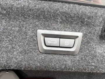 BMW M4 Competition Innovation HarmanKardon HeadUp eS