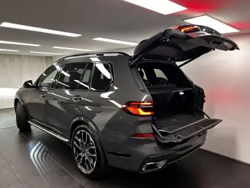 BMW X7 xDrive40d M Sportpaket 7-Sitzer Pano. Harman