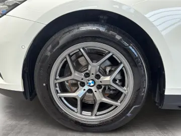 BMW 520d Touring Driv.Assist  Harman K Kamera LED