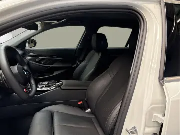 BMW 520d Touring Driv.Assist  Harman K Kamera LED