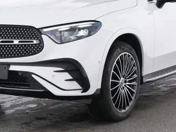 MERCEDES-BENZ GLC 300 d 4M AMG Premium   Technik Ene…