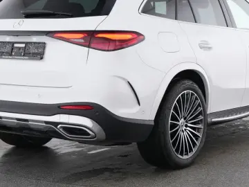 MERCEDES-BENZ GLC 300 d 4M AMG Premium   Technik Ene…