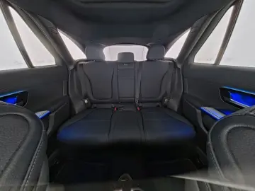 MERCEDES-BENZ GLC 300 d 4M AMG Premium   Technik Ene…