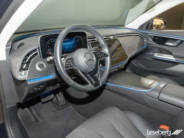 MERCEDES-BENZ E 300 e T Avantgarde Adv. LED AHK Dist…