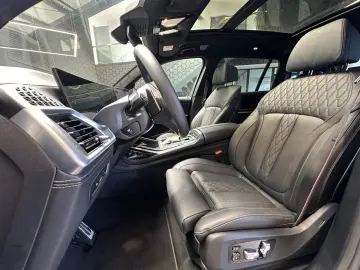 BMW X7  xDrive 40d  B&W Standheizung Head-Up Voll