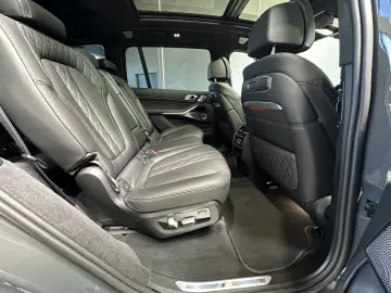 BMW X7  xDrive 40d  B&W Standheizung Head-Up Voll