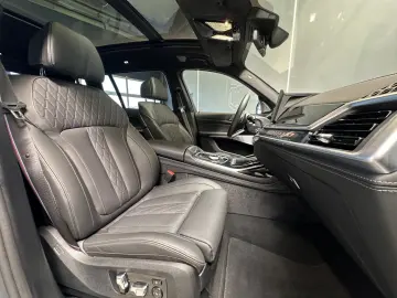 BMW X7  xDrive 40d  B&W Standheizung Head-Up Voll