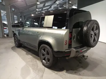 LAND ROVER Defender 110 3.0 110 X-Dynamic HSE AHK Standhz