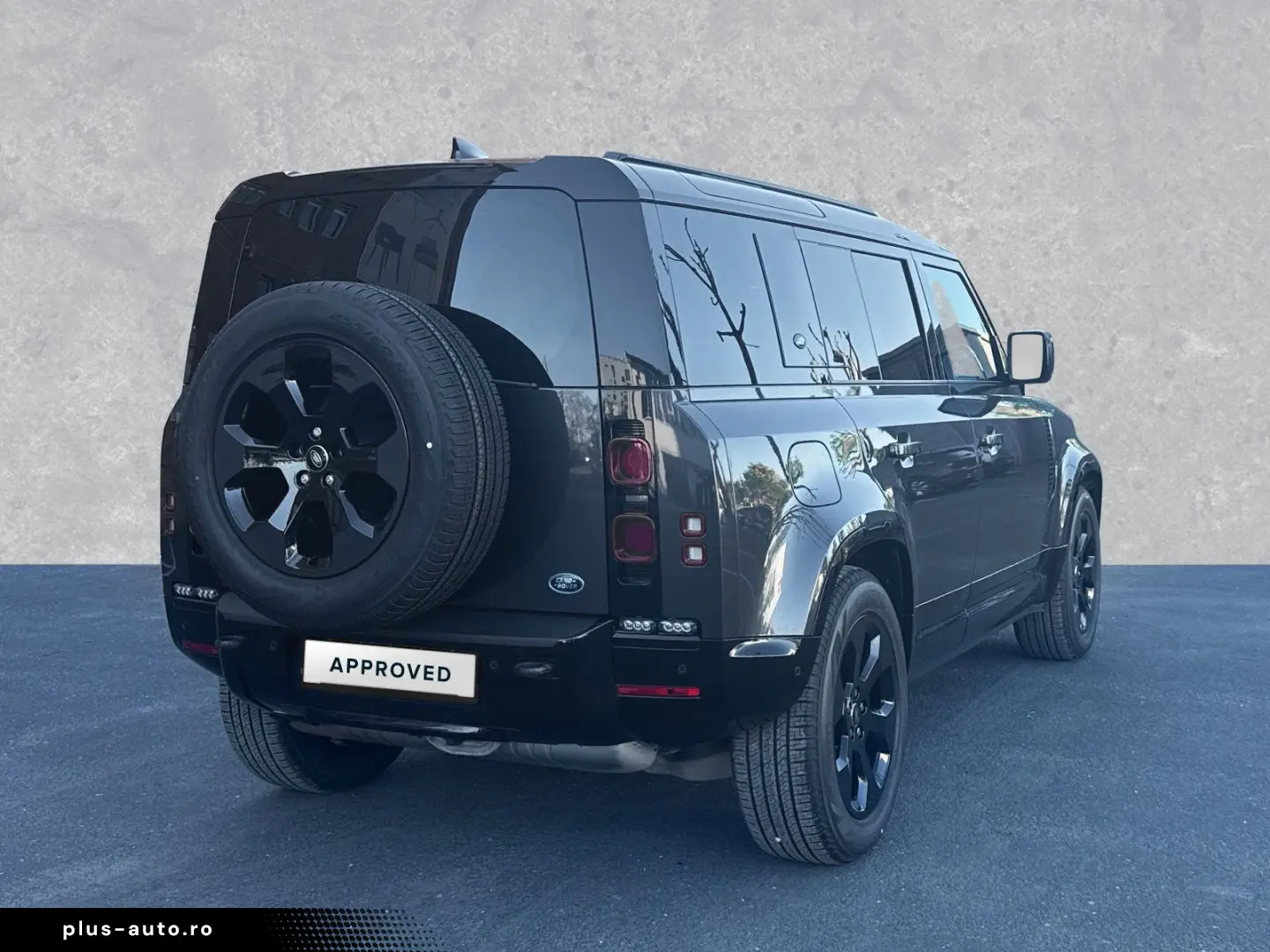 LAND ROVER Defender 110 D300 AWD X-DYNAMIC HSE   Winter Pak