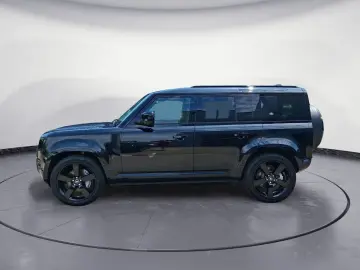 LAND ROVER Defender 3.0 D300 X-Dynamic HSE 110 ACC Panorama