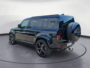 LAND ROVER Defender 3.0 D300 X-Dynamic HSE 110 ACC Panorama