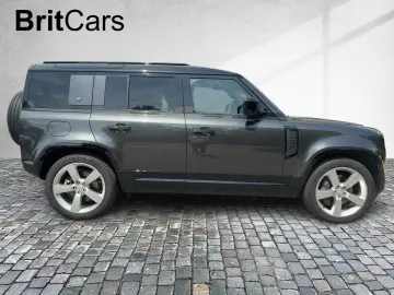 LAND ROVER Defender D300 X-Dynamic HSE Pano Luft 22 Z ACC