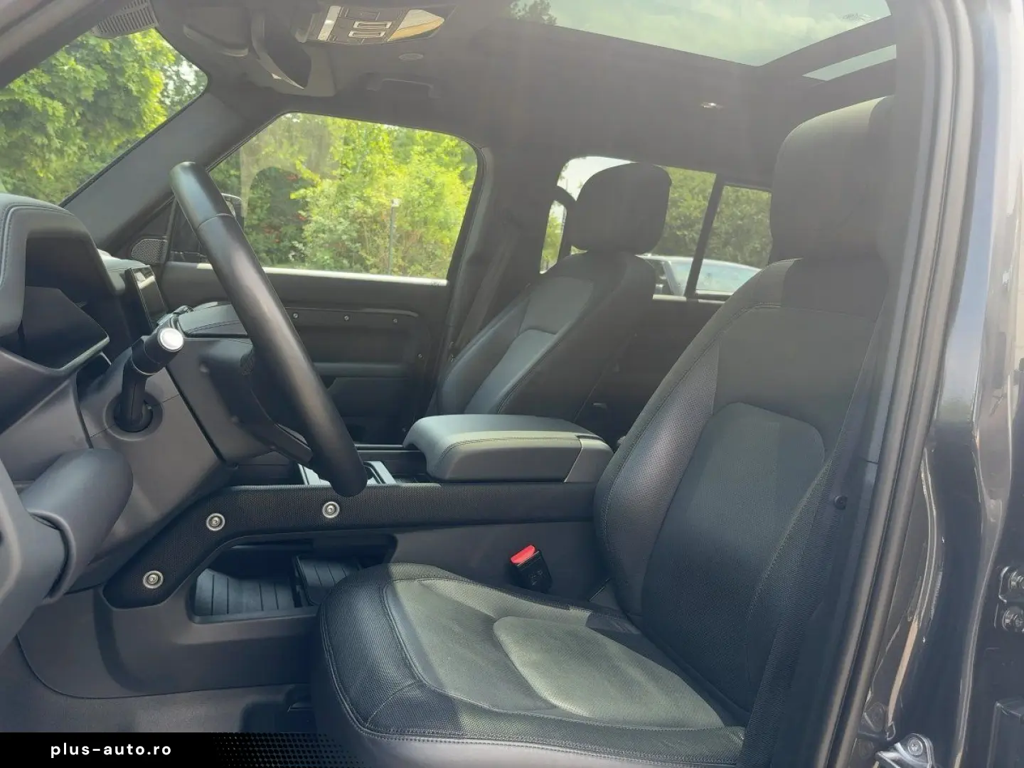 LAND ROVER Defender D300 X-Dynamic HSE Pano Luft 22 Z ACC