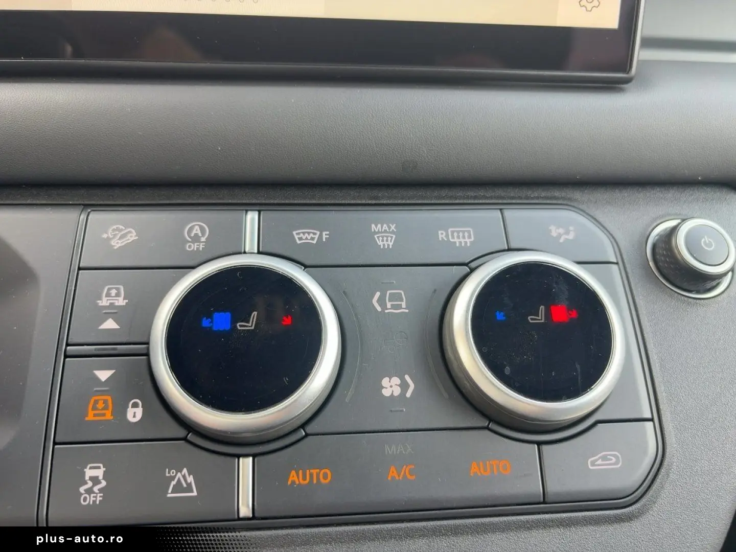 LAND ROVER Defender D300 X-Dynamic HSE Pano Luft 22 Z ACC