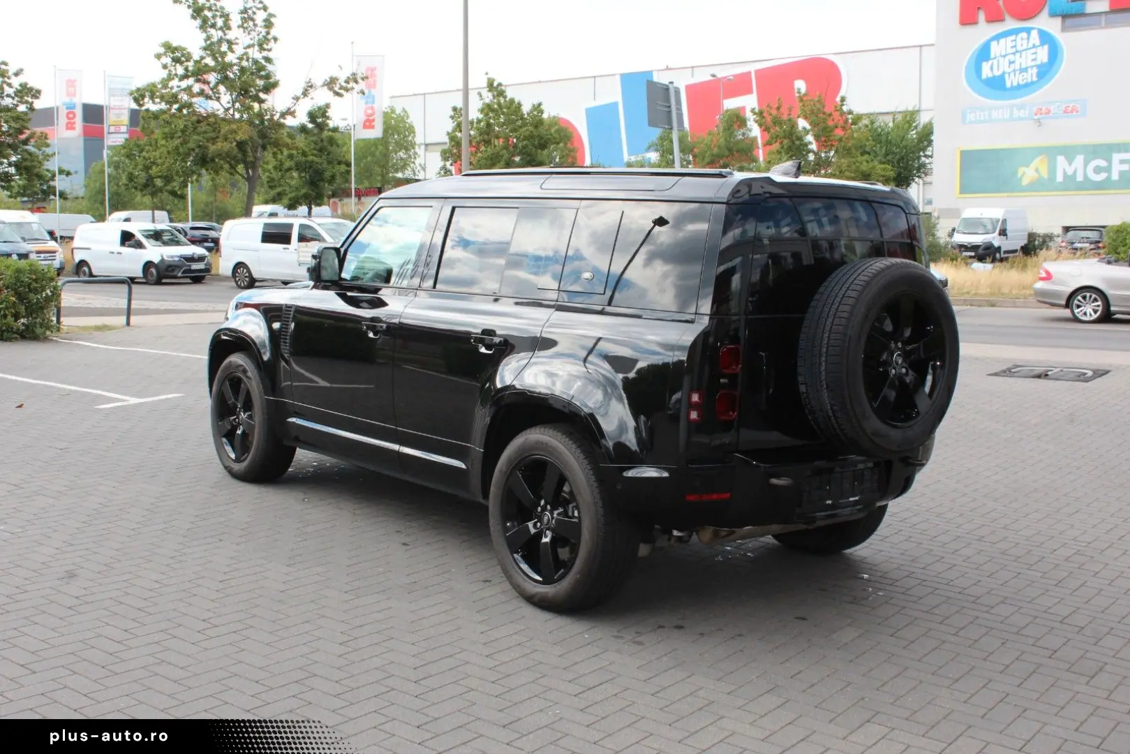 LAND ROVER Defender 110 X-Dynamic HSE Luft Pano AHK ACC
