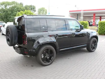 LAND ROVER Defender 110 X-Dynamic HSE Luft Pano AHK ACC
