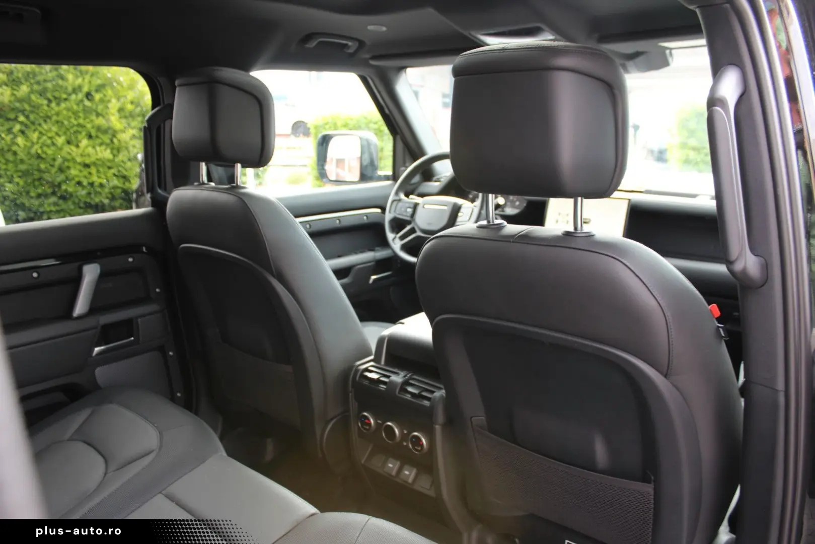 LAND ROVER Defender 110 X-Dynamic HSE Luft Pano AHK ACC