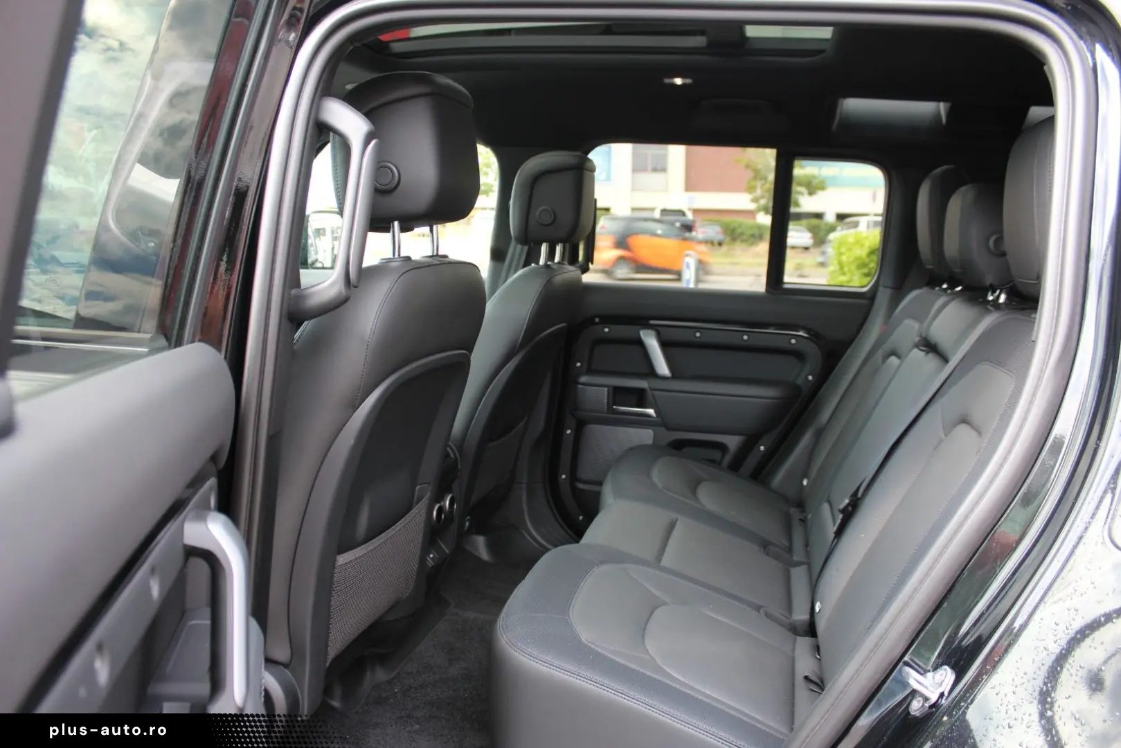 LAND ROVER Defender 110 X-Dynamic HSE Luft Pano AHK ACC