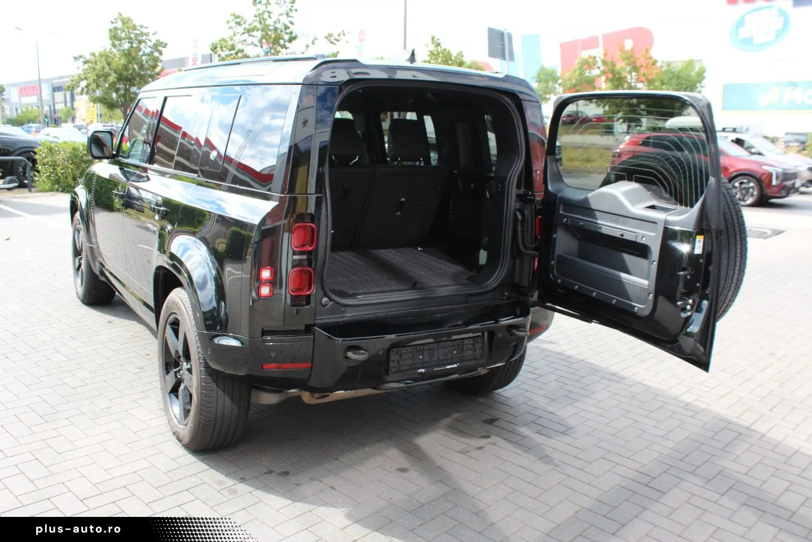 LAND ROVER Defender 110 X-Dynamic HSE Luft Pano AHK ACC