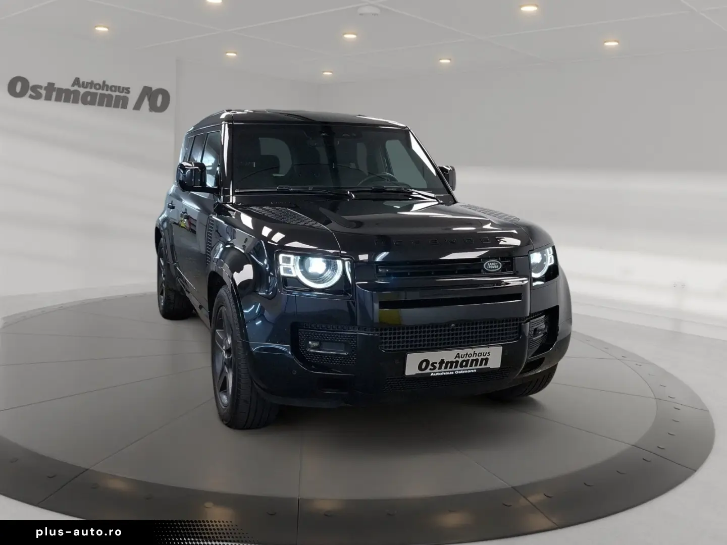 LAND ROVER Defender 110 3.0 D300 X-Dynamic SE Matrix 360 AH