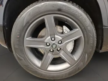 LAND ROVER Defender 110 3.0 D300 X-Dynamic SE Matrix 360 AH
