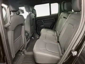 LAND ROVER Defender 110 3.0 D300 X-Dynamic SE Matrix 360 AH