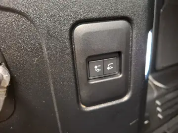 LAND ROVER Defender 110 3.0 D300 X-Dynamic SE Matrix 360 AH